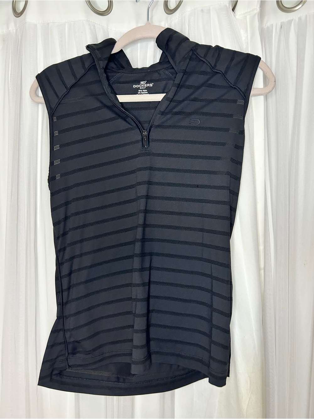 Dockers Women's Black Striped Sleeveless Zip Golf Tank